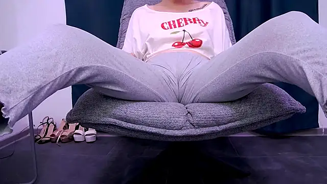 Snapshot of wetdream3 chatting on July 7, 9:19 pm wetdream3 online show from July 7, 9:19 pm