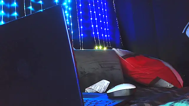 RubyRose33 online show from March 6, 10:12 am