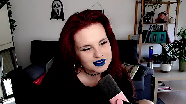 Della Ideal online show from November 11, 9:09 am