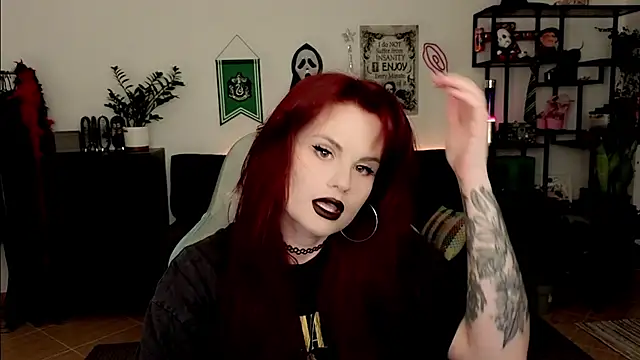 Della Ideal online show from February 21, 6:31 pm