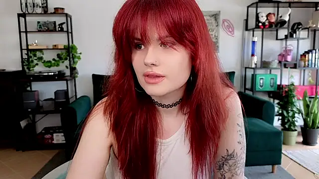 Snapshot of Della_Ideal chatting on May 15, 10:00 am Della Ideal online show from May 15, 10:00 am