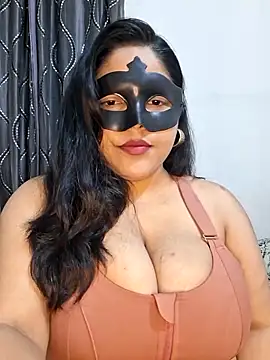 Snapshot of Mazzakiinn chatting on May 8, 4:34 pm Mazzakiinn online show from May 8, 4:34 pm