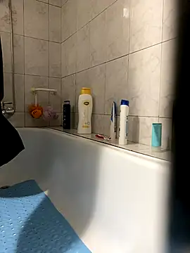 rogerdik76 online show from November 3, 11:59 pm