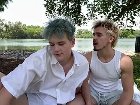 TaylerSigma online show from November 18, 5:06 pm