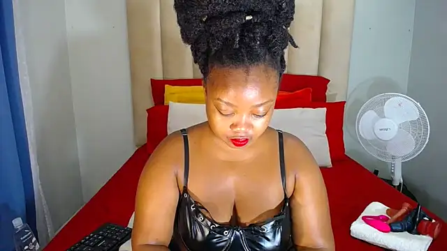 SEXYASSTINAXXX online show from February 18, 5:25 am