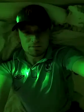 Snapshot of great_feeling chatting on February 25, 11:33 pm great feeling online show from February 25, 11:33 pm