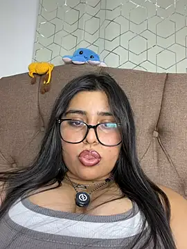 virginbrunette99 online show from June 20, 4:48 am