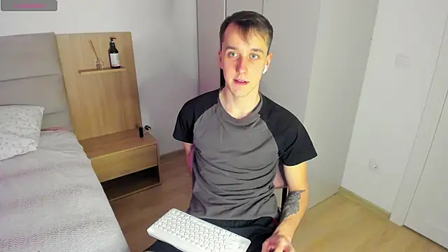 your super hero online show from February 27, 8:28 am