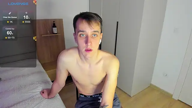 your super hero online show from March 5, 3:40 am