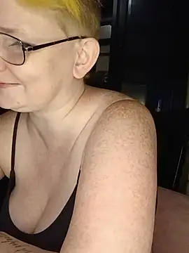 Mellyjellygoddess420 online show from June 7, 8:07 am
