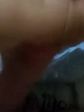 Snapshot of ozii000 chatting on October 9, 3:15 am ozii000 online show from October 9, 3:15 am