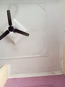 Snapshot of heena-3678 chatting on November 10, 4:22 am heena-3678 online show from November 10, 4:22 am