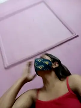 Snapshot of heena-3678 chatting on November 10, 4:28 pm heena-3678 online show from November 10, 4:28 pm