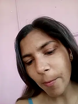 Snapshot of heena-3678 chatting on March 14, 10:10 am heena-3678 online show from March 14, 10:10 am