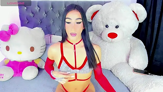 Snapshot of Julie_Lovelyx1 chatting on March 22, 5:44 am Julie Lovelyx1 online show from March 22, 5:44 am