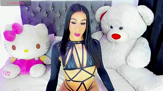Snapshot of Julie_Lovelyx1 chatting on April 22, 3:20 am Julie Lovelyx1 online show from April 22, 3:20 am