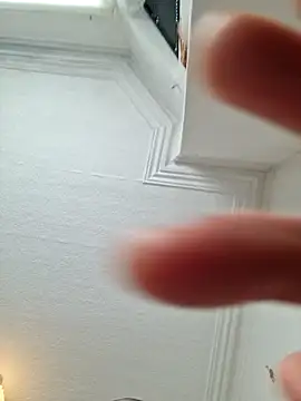 Snapshot of beelzeboobek chatting on October 6, 8:56 am beelzeboobek online show from October 6, 8:56 am