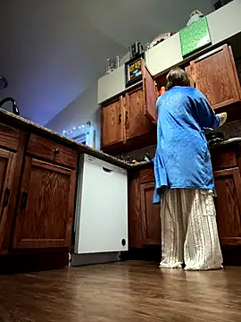 NaughtyLittleVeteran online show from December 3, 8:34 am