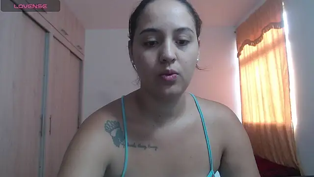 Anthonela Queen online show from October 15, 9:15 pm