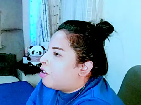 indiantopaz694u online show from November 18, 5:56 am