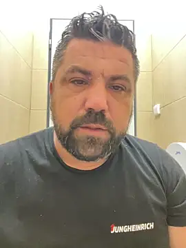 Snapshot of Alexander18edd chatting on September 11, 11:10 am Alexander18edd online show from September 11, 11:10 am