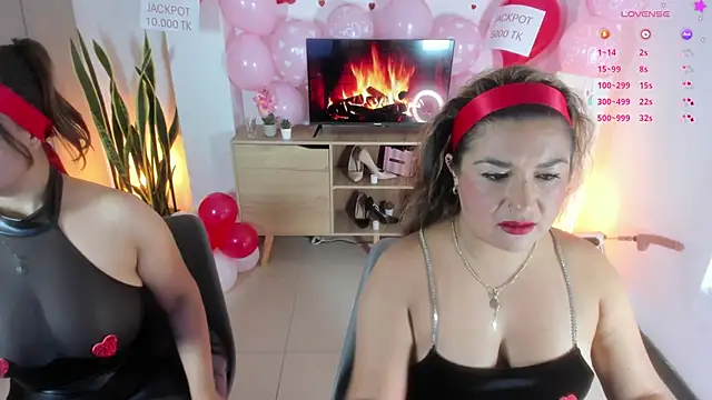 MontserratMarie online show from February 13, 1:40 pm