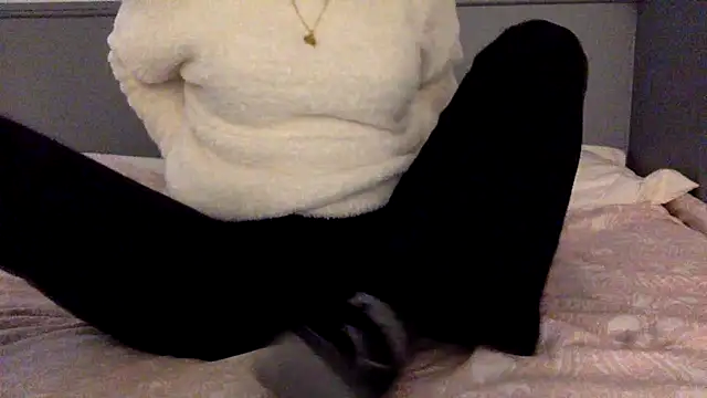 prettyy kitty online show from February 25, 7:25 pm