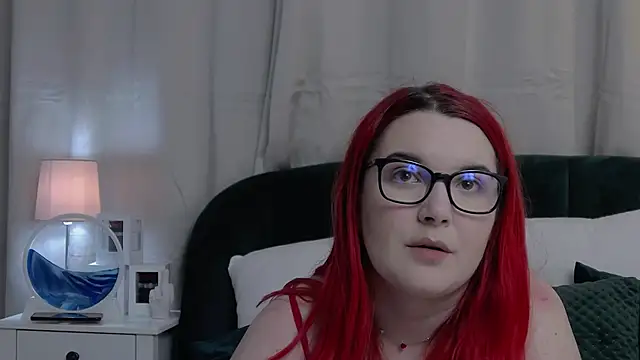 Snapshot of KailyKay chatting on June 5, 6:24 pm KailyKay online show from June 5, 6:24 pm