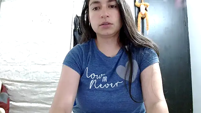 Escarcha-blue online show from October 25, 4:09 am