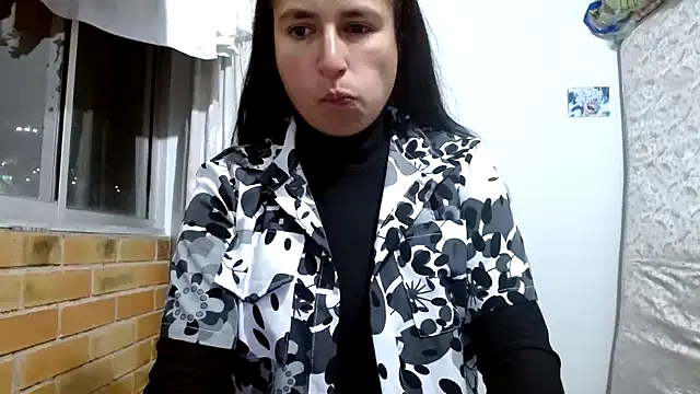 Escarcha-blue online show from November 29, 3:53 am