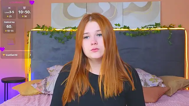 Snapshot of Eva_Starlight chatting on October 11, 4:12 am Eva Starlight online show from October 11, 4:12 am