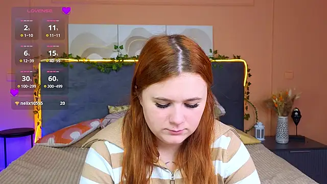 Snapshot of Eva_Starlight chatting on November 12, 4:13 am Eva Starlight online show from November 12, 4:13 am