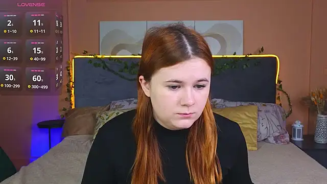 Snapshot of Eva_Starlight chatting on December 4, 4:11 am Eva Starlight online show from December 4, 4:11 am