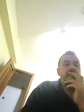 Snapshot of Andros1975 chatting on October 6, 6:49 pm Andros1975 online show from October 6, 6:49 pm