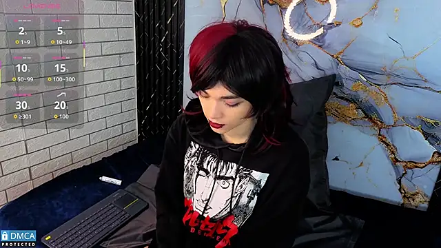 Snapshot of MaeveKuro chatting on November 20, 3:07 am MaeveKuro online show from November 20, 3:07 am