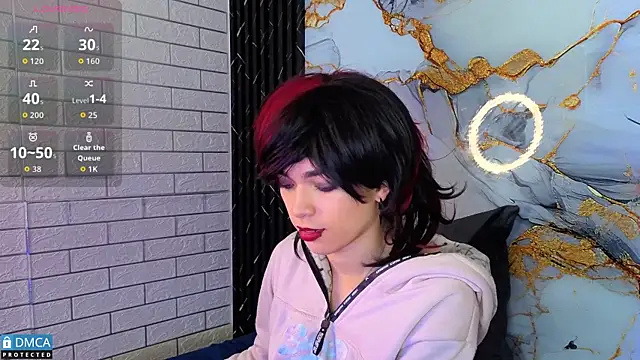 Snapshot of MaeveKuro chatting on November 27, 3:08 am MaeveKuro online show from November 27, 3:08 am