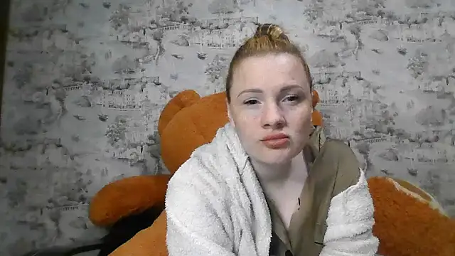 Eveline May online show from October 15, 4:40 pm