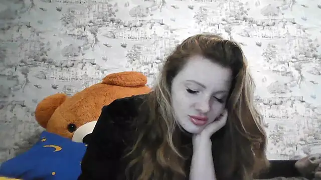 Eveline May online show from March 2, 2:02 pm