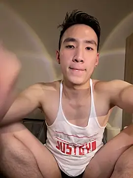 Snapshot of Hon1069 chatting on March 17, 4:54 pm Hon1069 online show from March 17, 4:54 pm