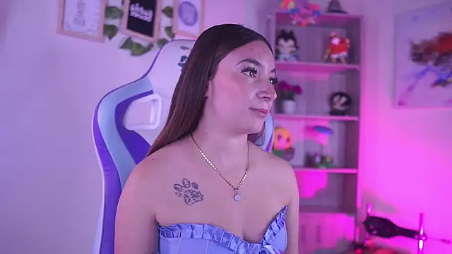 Snapshot of issa_monterrey chatting on March 26, 12:44 pm issa monterrey online show from March 26, 12:44 pm