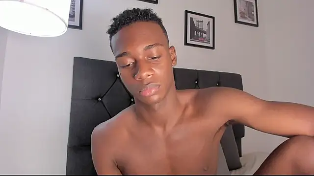 noah johes online show from March 18, 3:42 am