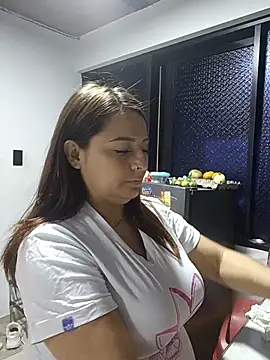 nahomysaints online show from December 18, 2:06 am