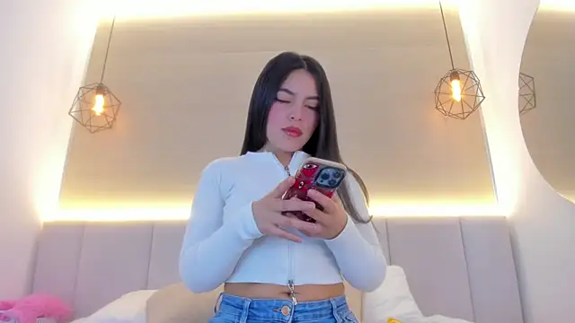Haily b online show from May 2, 11:04 am