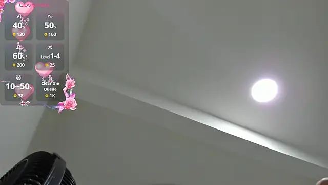 dulce victoriaa  online show from February 3, 1:05 pm