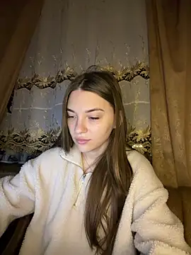 Snapshot of MrrKate chatting on April 14, 12:27 am MrrKate online show from April 14, 12:27 am