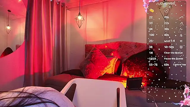 Snapshot of miaoconell chatting on September 16, 8:21 pm miaoconell online show from September 16, 8:21 pm