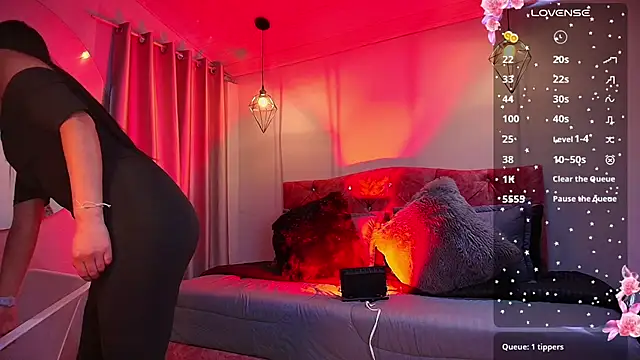 Snapshot of miaoconell chatting on October 11, 11:53 am miaoconell online show from October 11, 11:53 am