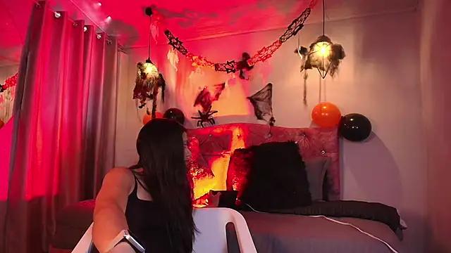 Snapshot of miaoconell chatting on October 24, 8:16 pm miaoconell online show from October 24, 8:16 pm