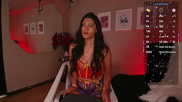 Snapshot of miaoconell chatting on October 30, 1:34 pm miaoconell online show from October 30, 1:34 pm