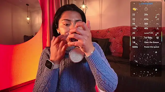 Snapshot of miaoconell chatting on November 24, 8:41 pm miaoconell online show from November 24, 8:41 pm